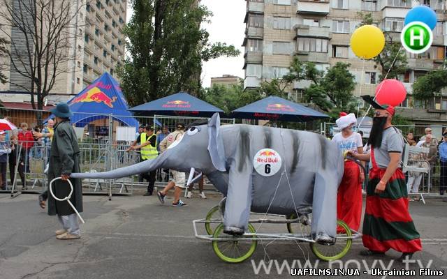 Red Bull Flugtag: шалені польоти на Новому каналі 23.06.2013